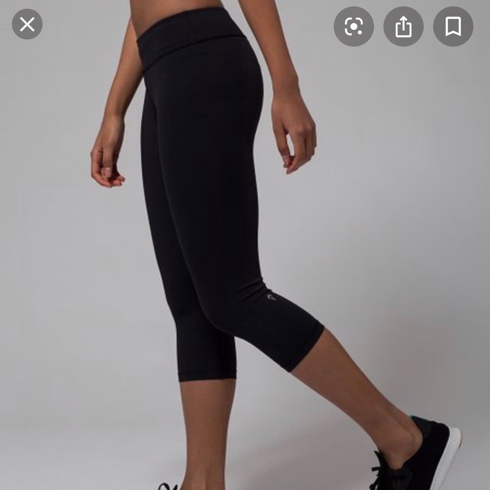 Ivivva Rhythmic Crop size 12